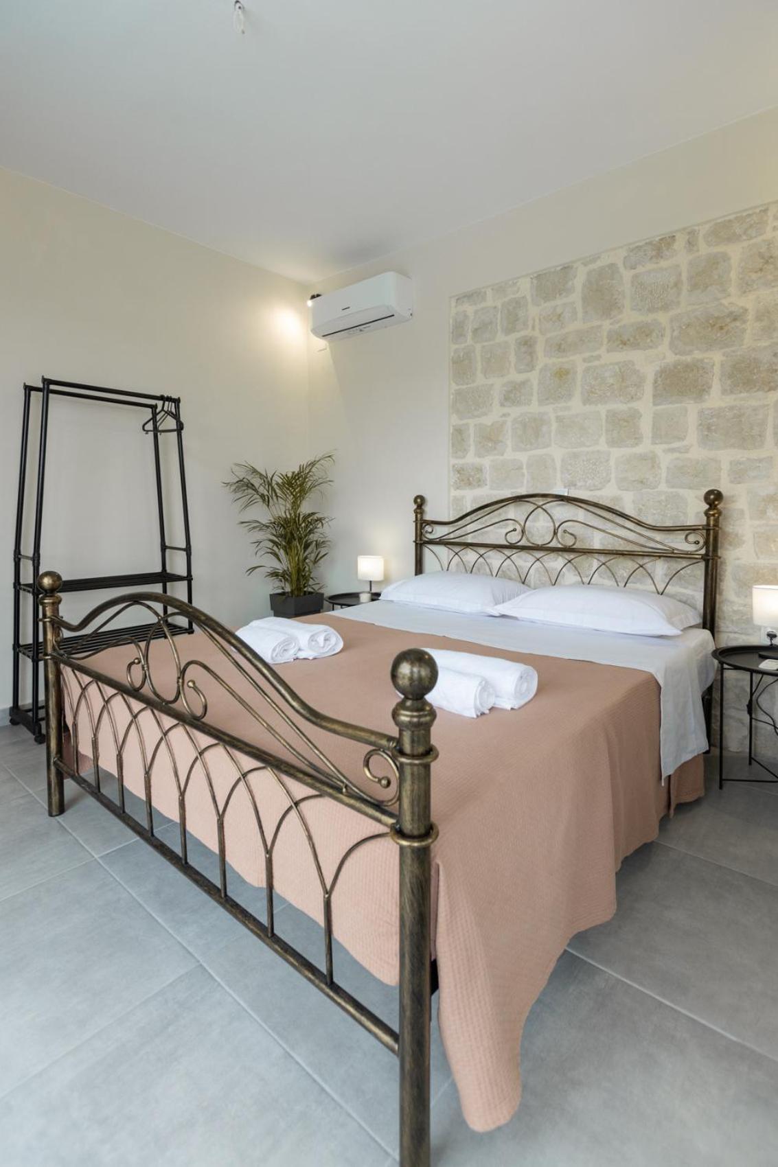 Rafaelia Premium With Private Pool In