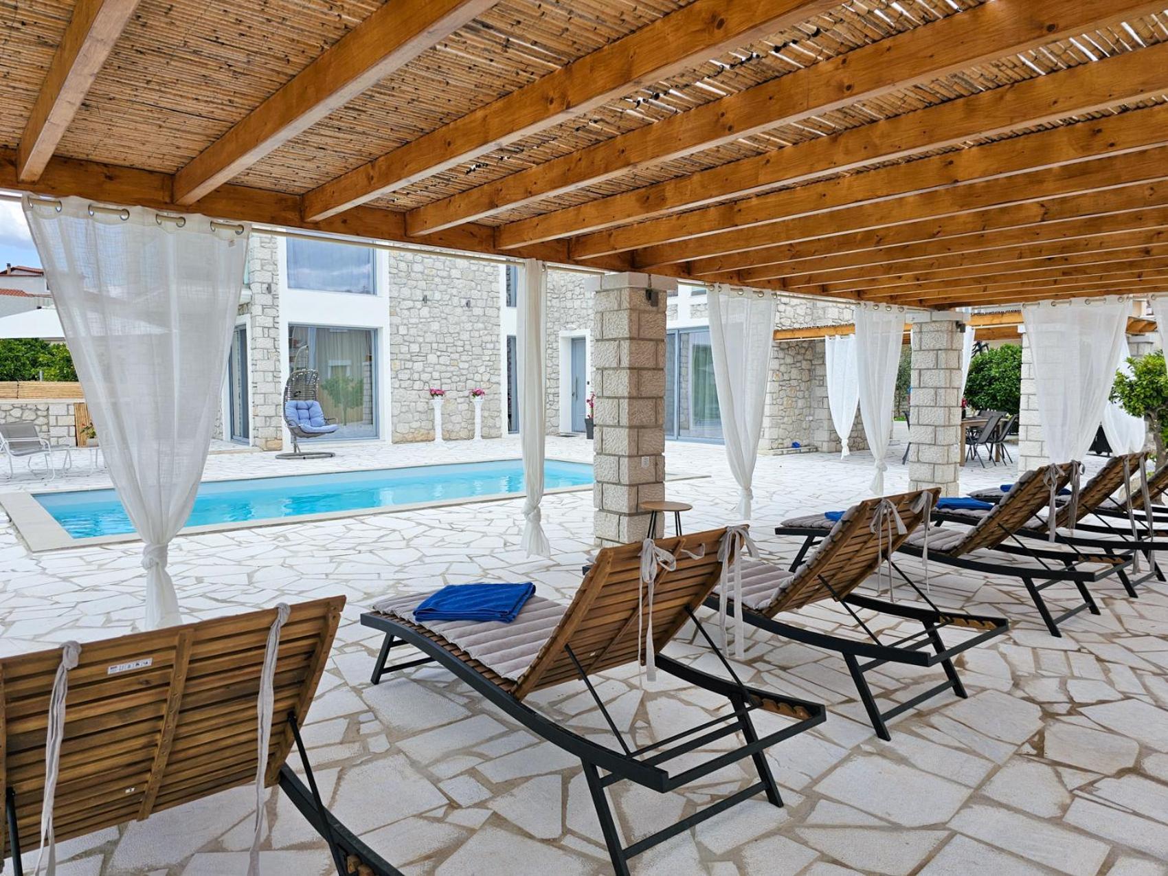 Rafaelia Premium With Private Pool In Villa Drepano (Argolis)